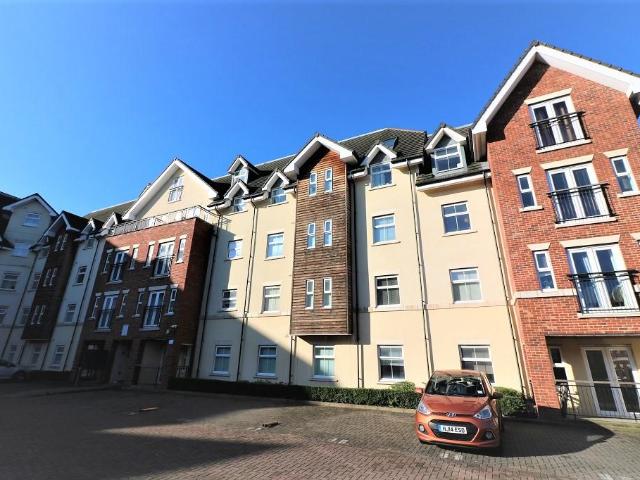 Townsend Mews, Old Town, Stevenage, SG1 1 bed flat to rent £1,150 pcm £265 pw
