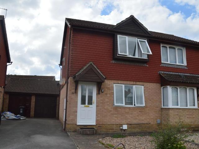 Townshend Road, Weston super Mare BS22 2 bed semi detached house to rent £1,295 pcm £299 pw