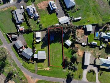 Township block minutes from Bridgewater river