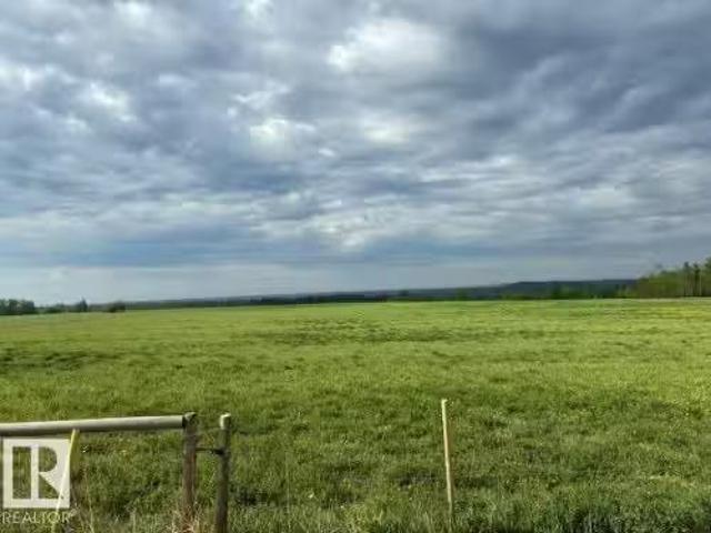 Township Road 484, Breton, AB, T0C 0P0 vacant land for sale.