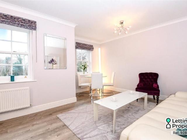 Townside Place, Camberley, Surrey GU15, 2 bed flat to rent, £1,650 pcm | PrimeLocation