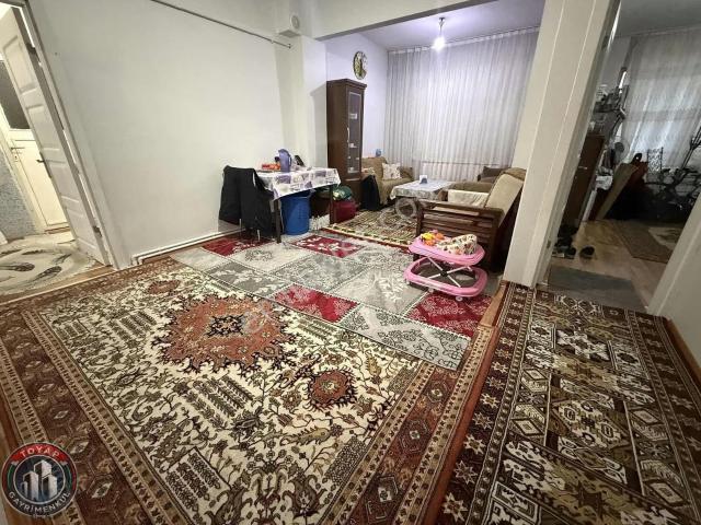Toyap'tan Uğurmumcu 3+1 125m2 Balkonlu Acil Satılık Yüksek Giriş