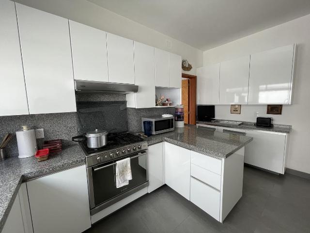 TLACOPAC CASA EN VENTA DE UN PISO CON DEPARTAMENTO. CALLE CERRADA