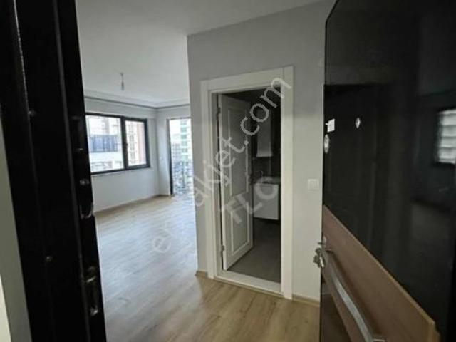 Tlc'den Kiralık 1+1 Daire