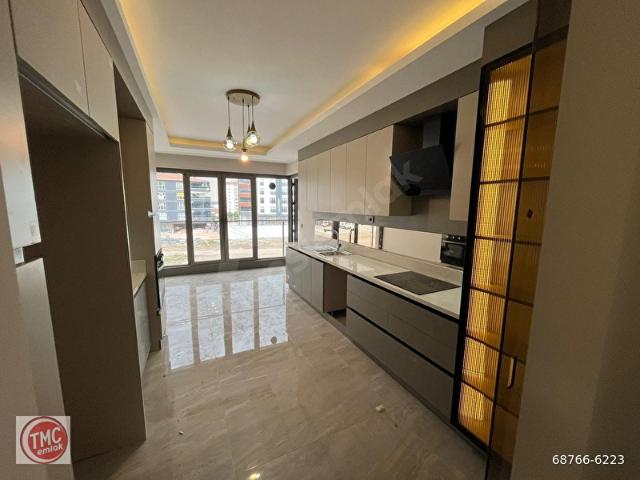 TMC EMLAK'TAN SARAYCIK MAH. 4+1 LÜX YAPILI GENİŞ DAİRE