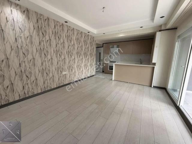 Tsr'den Koyundere Merkezde Satılık Geniş Açık.mutfaklı 2+1 Daire