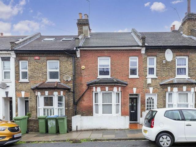 Troughton Road, London SE7 2 bed terraced house to rent £2,250 pcm £519 pw