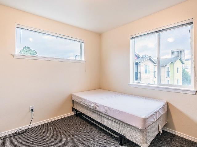 Troveré Elevated Studio Living Studio Apartment for Rent at 4309 7th Ave Ne, Seattle, WA 98105 University District