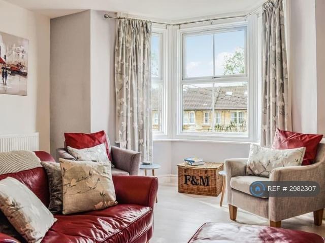 Trowbridge Road, Bradford On Avon, BA15 1 bed flat to rent £1,150 pcm £265 pw