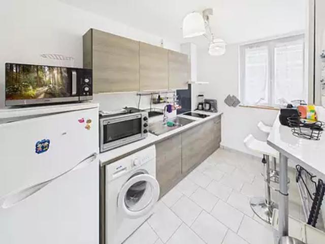 Troyes 10000 Achat / Vente appartement 2 pièces t2 au dernier étage parking