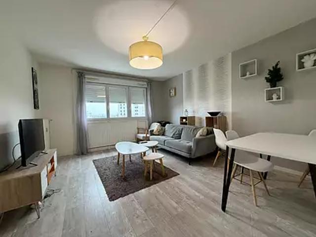 Troyes 10000 Achat / Vente appartement 4 pièces t4 au dernier étage cave