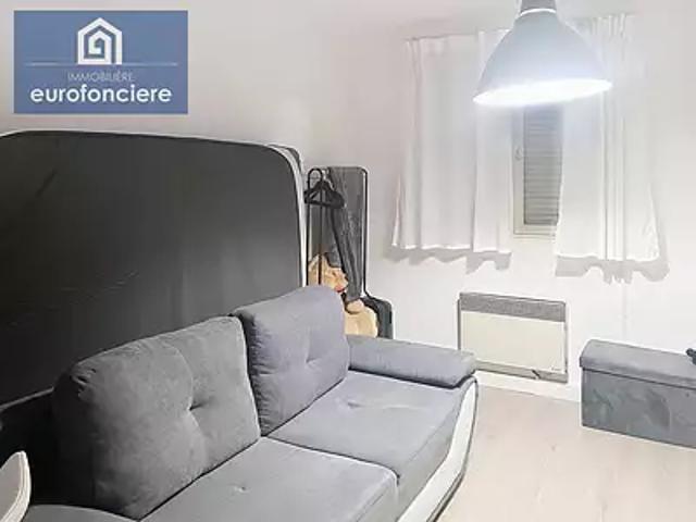 Troyes 10000 Location appartement 1 pièce t1 au dernier étage