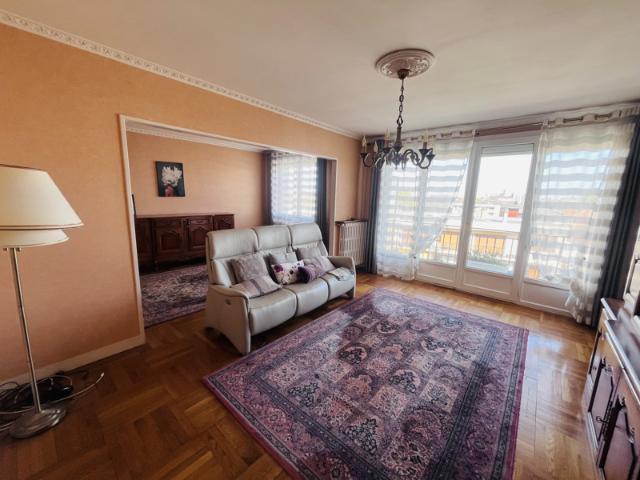 Troyes Appartement 98m2 de type 3 avec garage Résidence Be