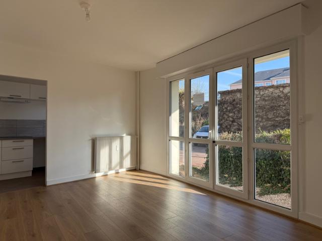 Troyes Appartement type 2 refait à neuf