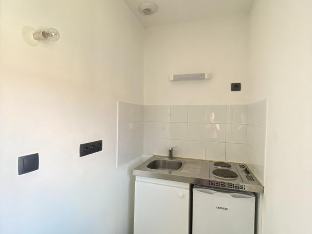 TROYES – STUDIO – SECTEUR GARE