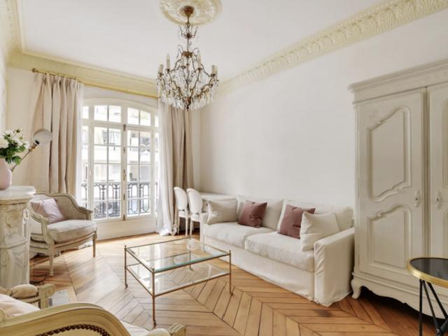 TROCADERO LOCATION MEUBLEE 4 PIECES 75016
