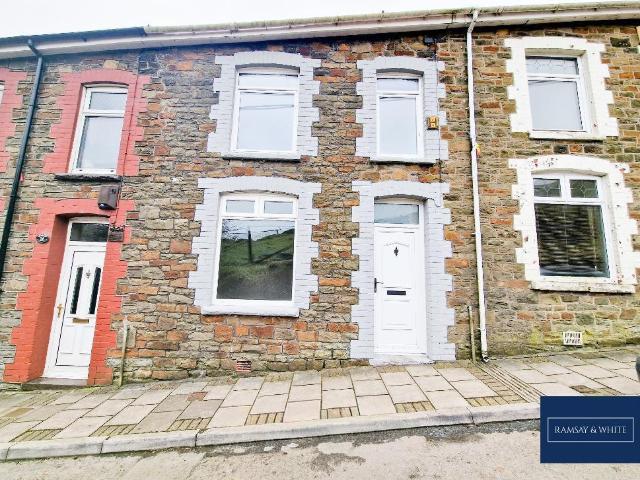 Troedyrhiw Road, Porth, CF39 0DP 3 bed terraced house to rent £850 pcm £196 pw