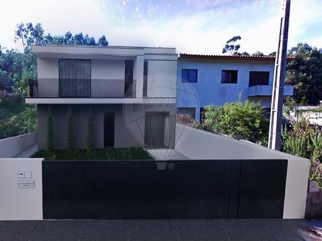 Trofa Trofa 105531552