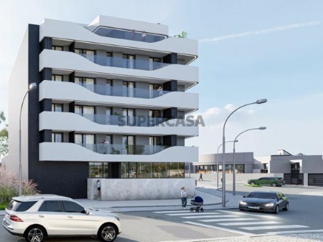Trofa Premium Apartamento T3 Piso 3 com Varanda