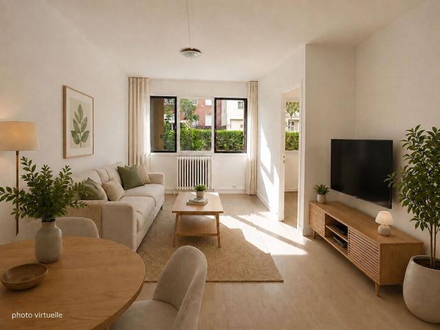 TROIS PIECES DE 54 M² LOUE VIDE + BOX