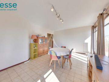 Trois pièces en DERNIER ETAGE