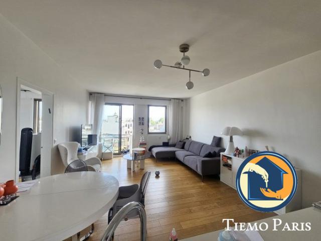 Trois pièces MEUBLÉ avec BALCON TIEMO PARIS, Paris 8ème