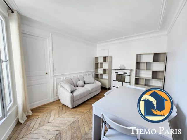 Trois pièces MEUBLÉ entièrement rénové TIEMO PARIS, Paris 8ème