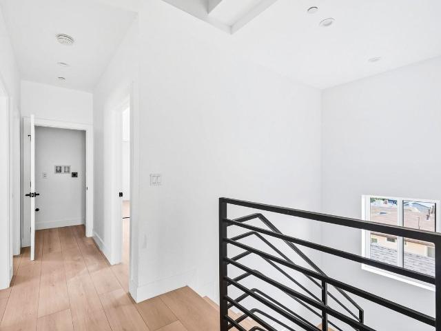 Trojan Terrace 1 Bedroom Home for Rent at 1359 W 35th Pl, Los Angeles, CA 90007 Congress North