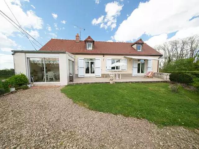 Tronget 03240 Achat / Vente maison 4 pièces t4 terrasse parking