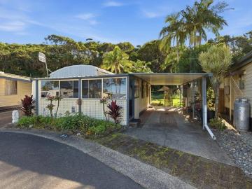 Tropical Gardens and Bushland Views