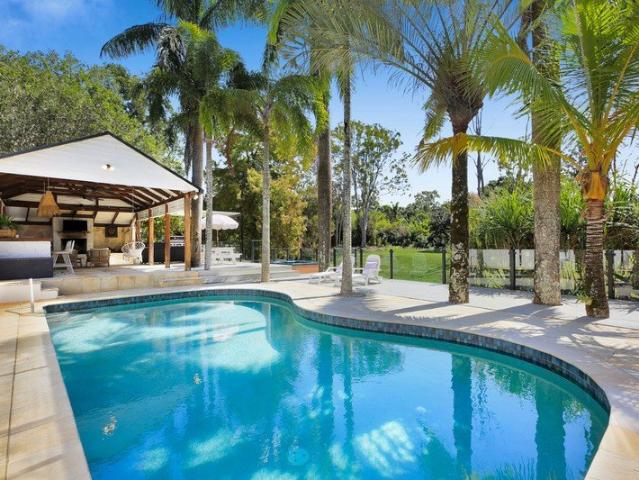 Tropical Lifestyle Acreage with Dual Living and Lucrative Versatility