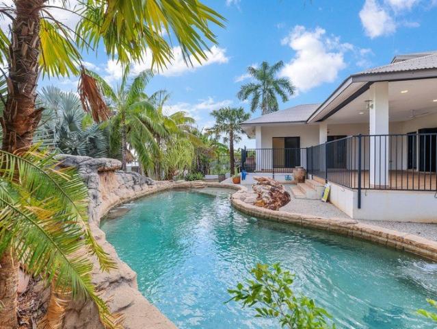 TROPICAL LUXURY WITH RESORT STYLE LIVING!