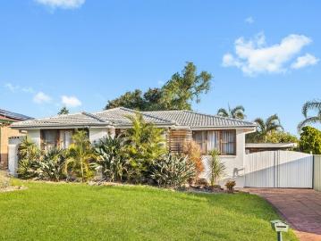 Tropical Oasis Living with Space, Style & Lifestyle