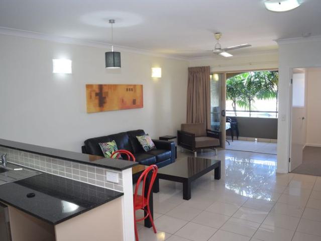 TROPICAL RESORT LIVING AT CAIRNS ONE – CLOSE TO CBD