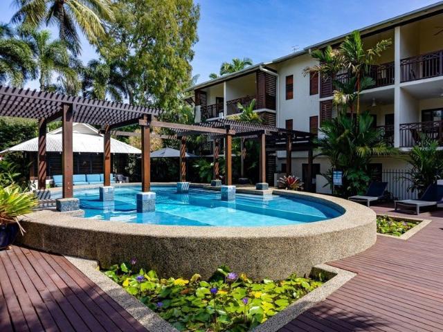 Tropical Spirit, Modern Comfort: Nothing Left to Do but Relax