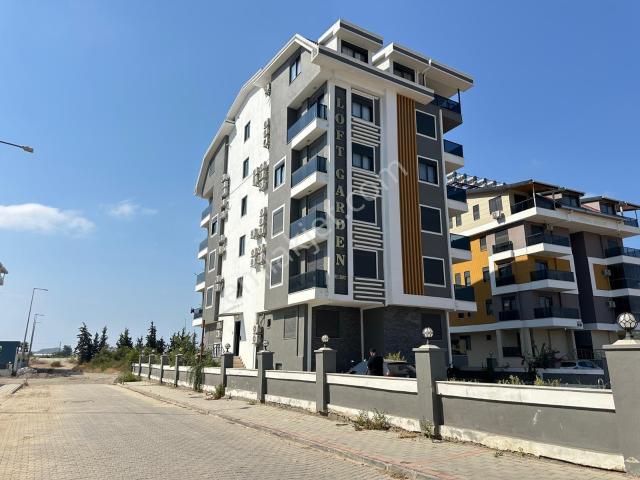 Tropik Park Ve Denize Yakın Eşyalı 1+1
