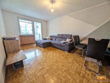 TROSTSTRASSE: Sonnige 2 Zimmer Loggia Wohnung im 5 Liftstock und zentraler Wohnlage