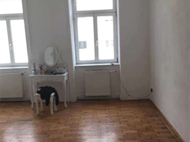 Traum 100qm Wohnung neben Ubahn Kardinal Nagl Platz auch WG möglich
