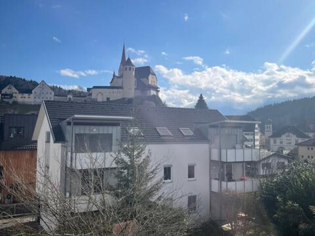 Traum Wohnung in Toplage von Rankweil: Wahnsinns Ausblick & Top Preis inkl. Tiefgaragenplatz!