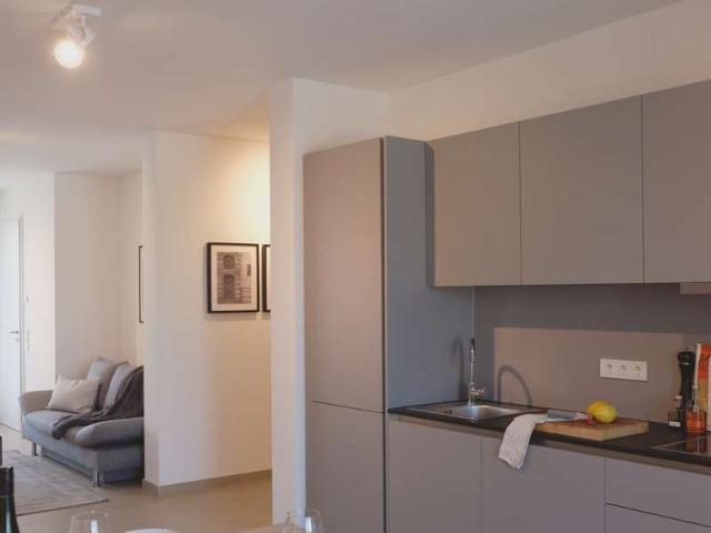 Traum Wohnung 77 m² komplett möbliert befristetes Wohnen