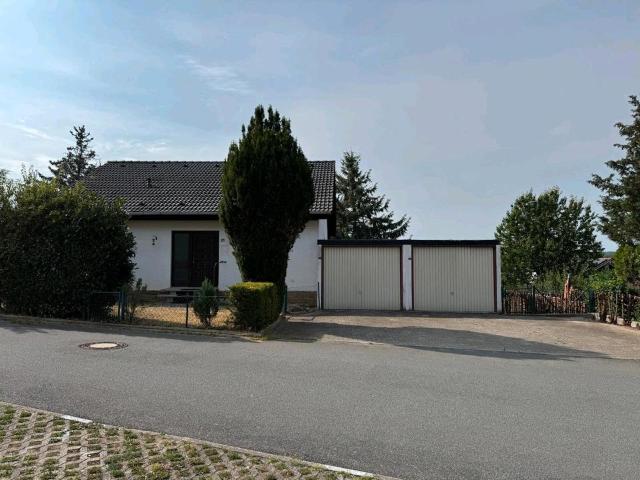 Traumausblick & kein Makler! Flexibles Haus in Roenberg