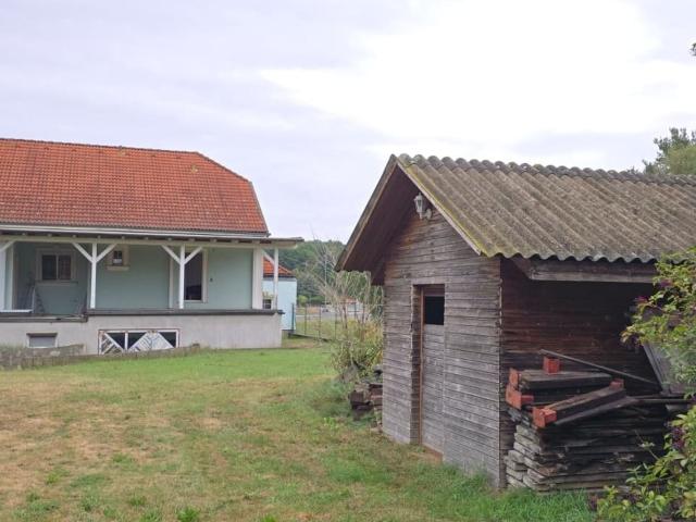 Hier ist Platz Für ihre Träume Haus auf 2.345 m² Traumgrundstück in Neutal