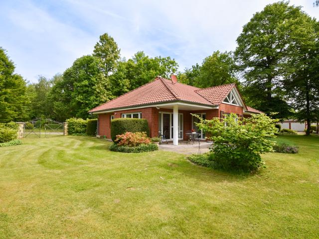Traumgrundstück mit edlem Bungalow in Braunschweig!
