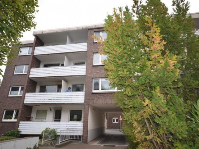 Traumhaft schöne, moderne und helle 2 Zimmerwohnung mit Balkon im 1. OG!
