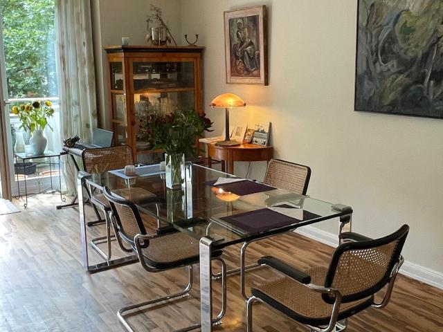 Traumhaft schöne, sonnige 1 Zimmerwohnung, edel möbliert