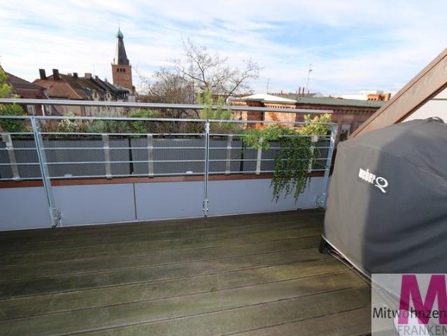 Traumhaft schöne Wohnung mit großer Dachterrasse