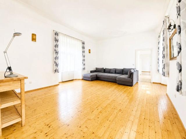 TRAUMHAFT WOHNEN IM SCHLOSS HERBERSTORF | 3 ZIMMER WOHNUNG IN ALLERHEILIGEN BEI WILDON