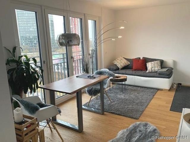 Traumhafte, möblierte Neubauwohnung mit Loggia München Bogenhausen