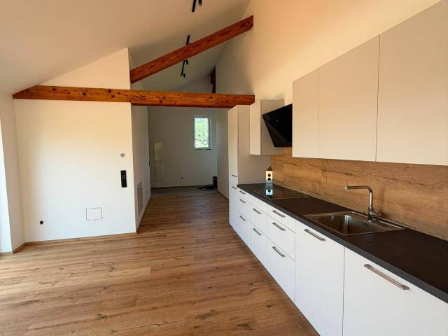 Traumhafte neue Dachgeschosswohnung in Bad Vigaun