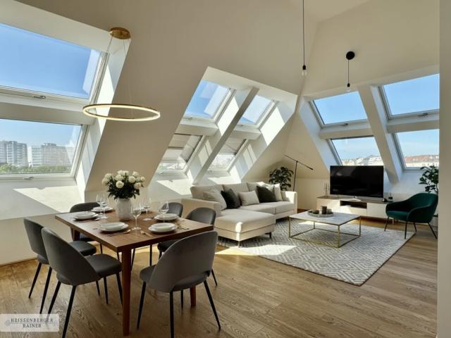 TRAUMHAFTE AUSBLICKE / HOCHWERTIGE DACHTERRASSENWOHNUNG / JACQUINGASSE